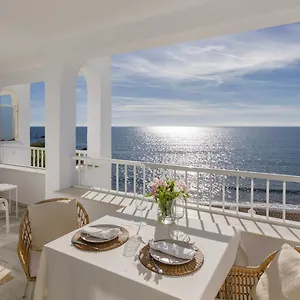 Oceanfront Apartment Mijas